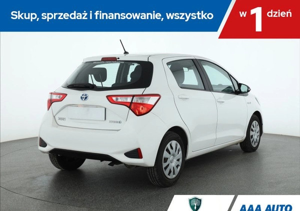 Toyota Yaris cena 44000 przebieg: 152162, rok produkcji 2017 z Trzebinia małe 154